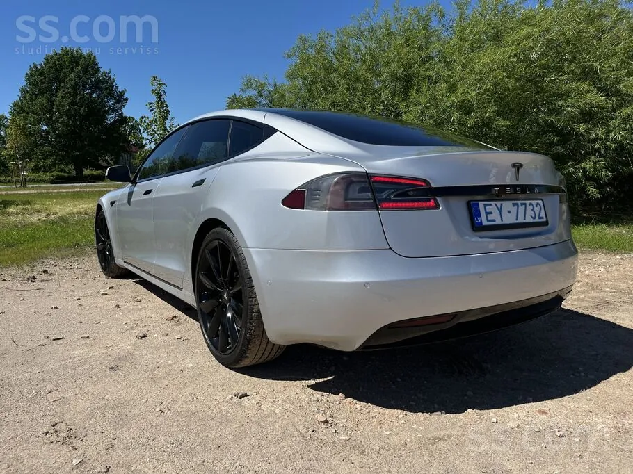 Tesla Model S 2017 photo 5