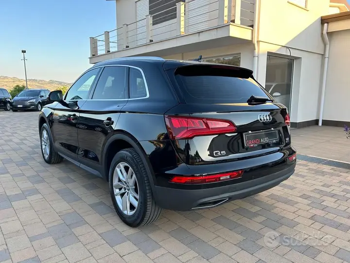 Audi Q5 2017 photo 5