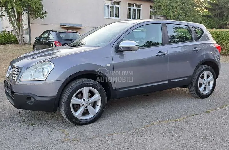 Nissan Qashqai 2010 photo 2