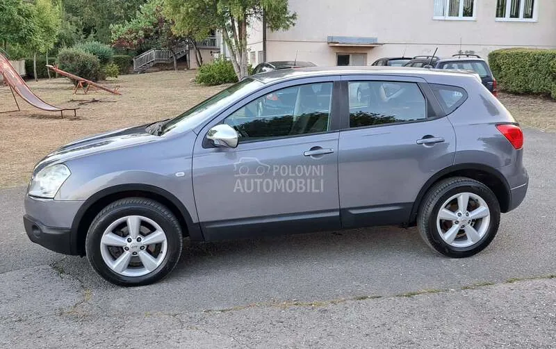 Nissan Qashqai 2010 photo 5