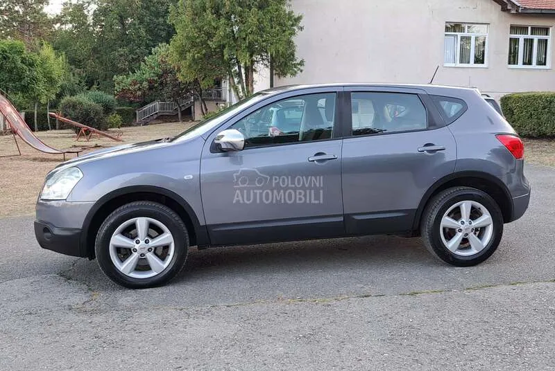 Nissan Qashqai 2010 photo 4