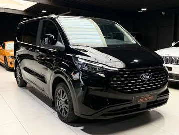 Ford Tourneo Custom 2024 photo 3