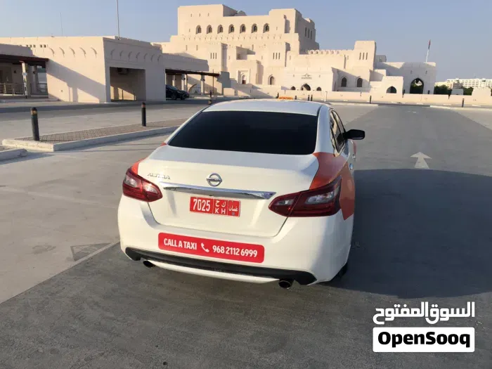 Nissan Altima 2018 photo 4