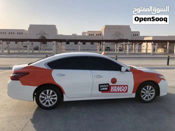 Nissan Altima 2018 photo 2