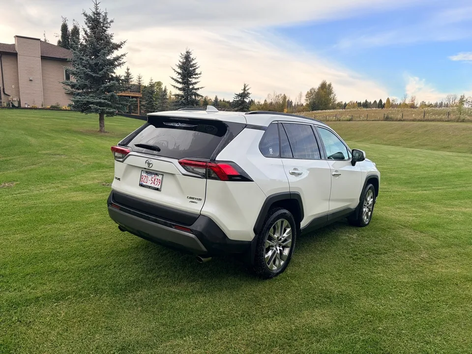 Toyota Rav4 2020 photo 3