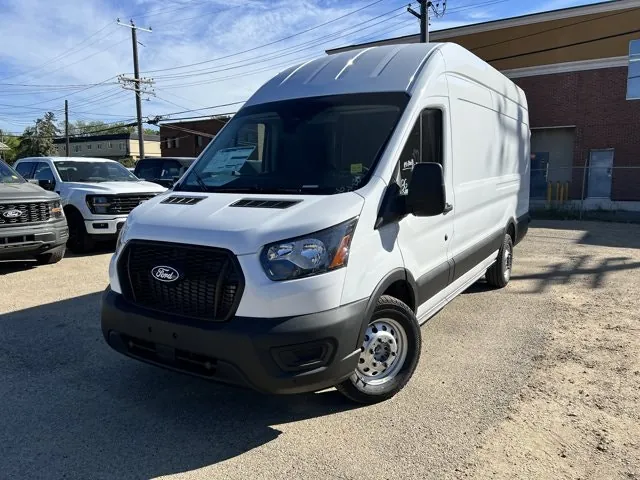 Ford Transit 2026 photo 2