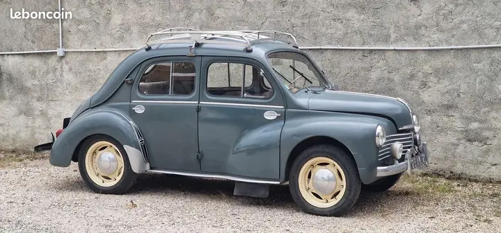 Renault 4Cv