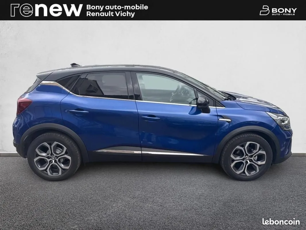 Renault Captur 2023 photo 4