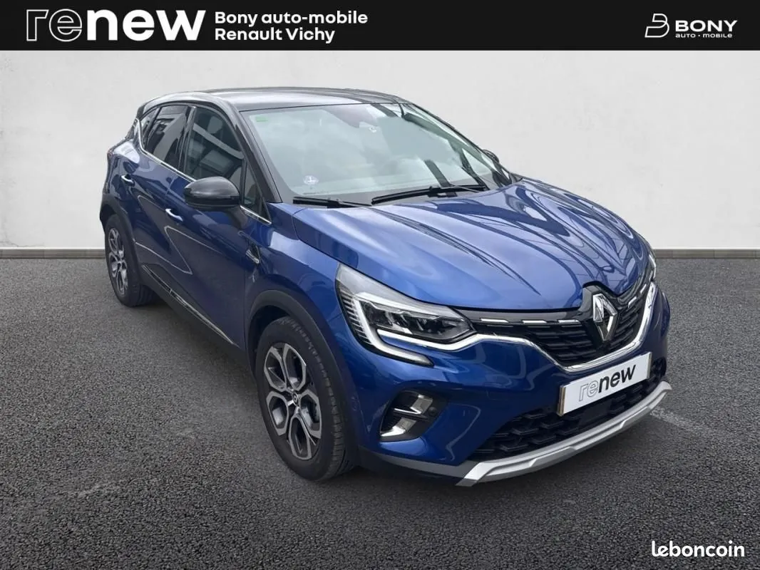 Renault Captur 2023 photo 3