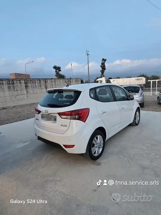 Hyundai Ix20 2013 photo 4