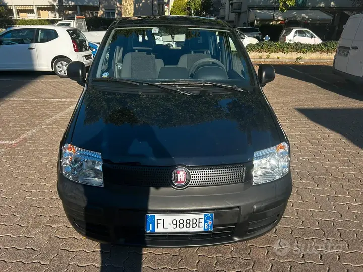 Fiat Panda 2010 photo 2