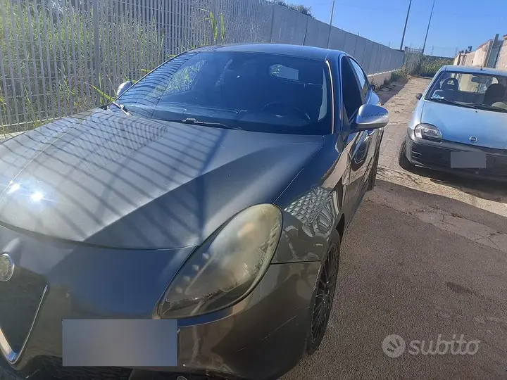 Alfa Romeo Giulietta 2011 photo 4