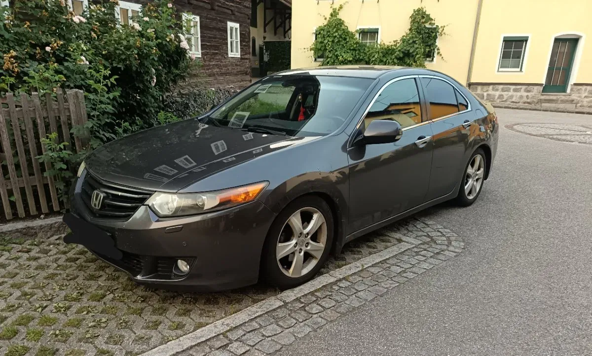 Honda Accord 2009 photo 3