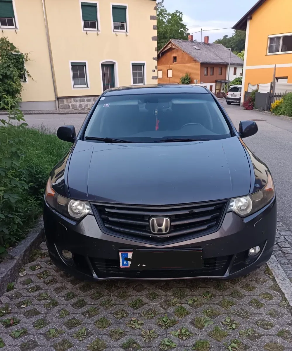Honda Accord 2009 photo 2