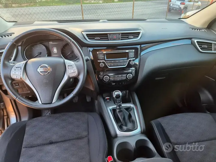 Nissan Qashqai 2015 photo 5