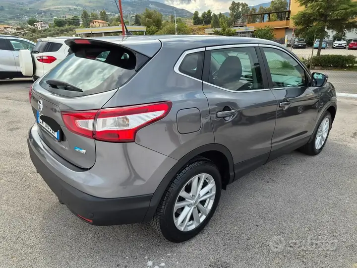 Nissan Qashqai 2015 photo 3