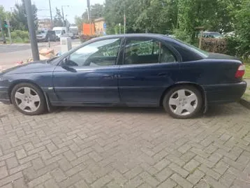 Opel Omega