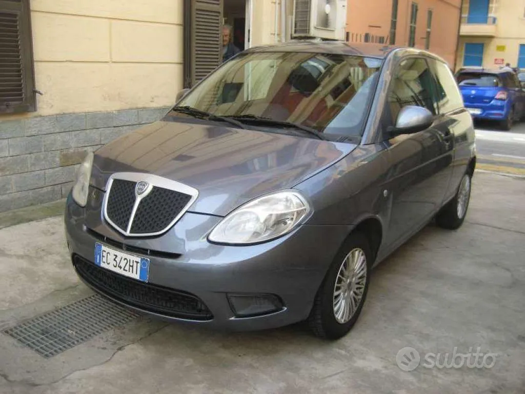 Lancia Ypsilon 2010 photo 3