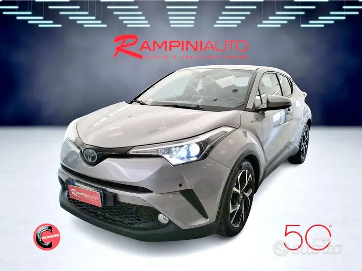 Toyota C-Hr 2018 photo 2