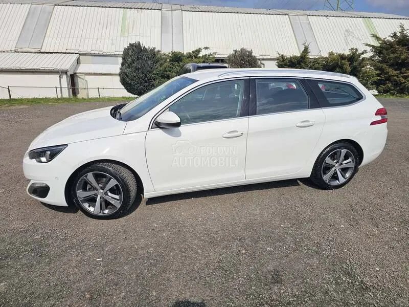 Peugeot 308 2016 photo 2