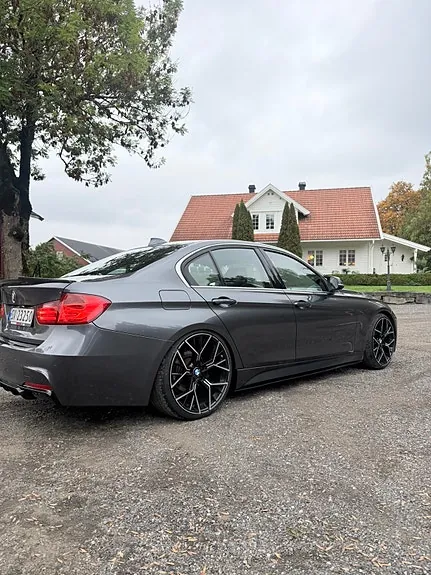 BMW 320D 2012 photo 4