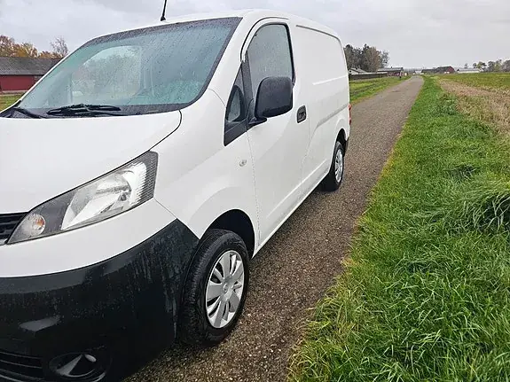 Nissan Nv200
