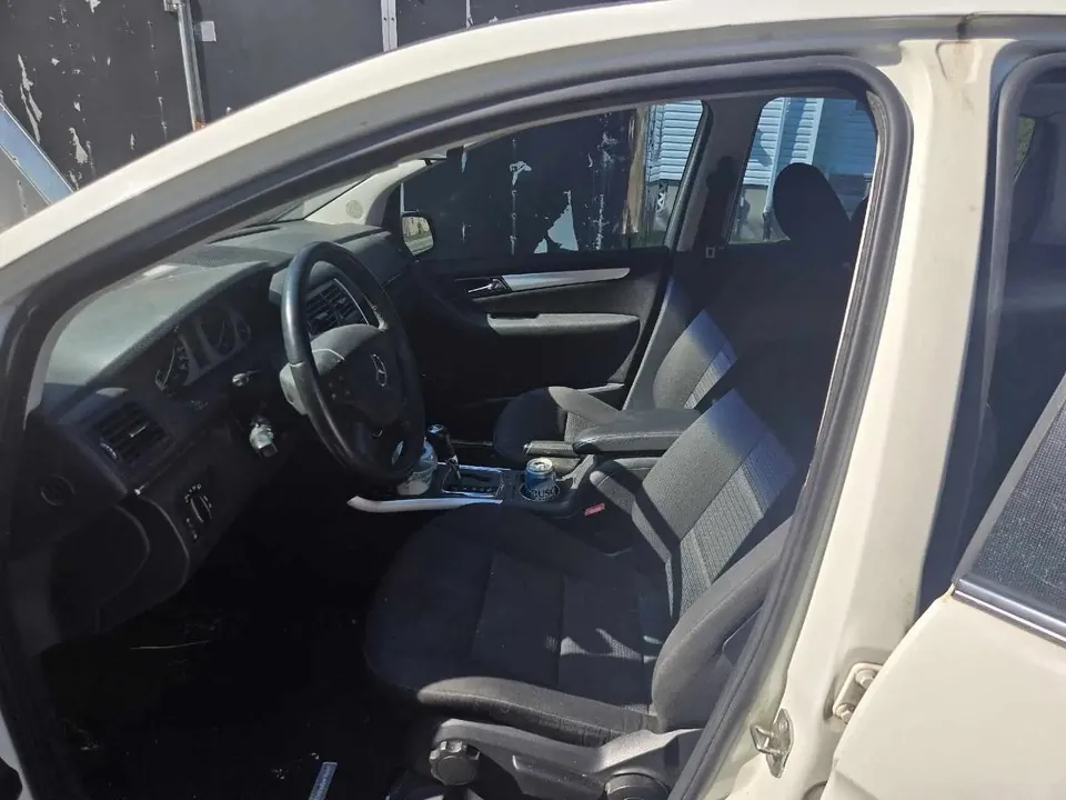Mercedes-Benz B-Class 2008 photo 3