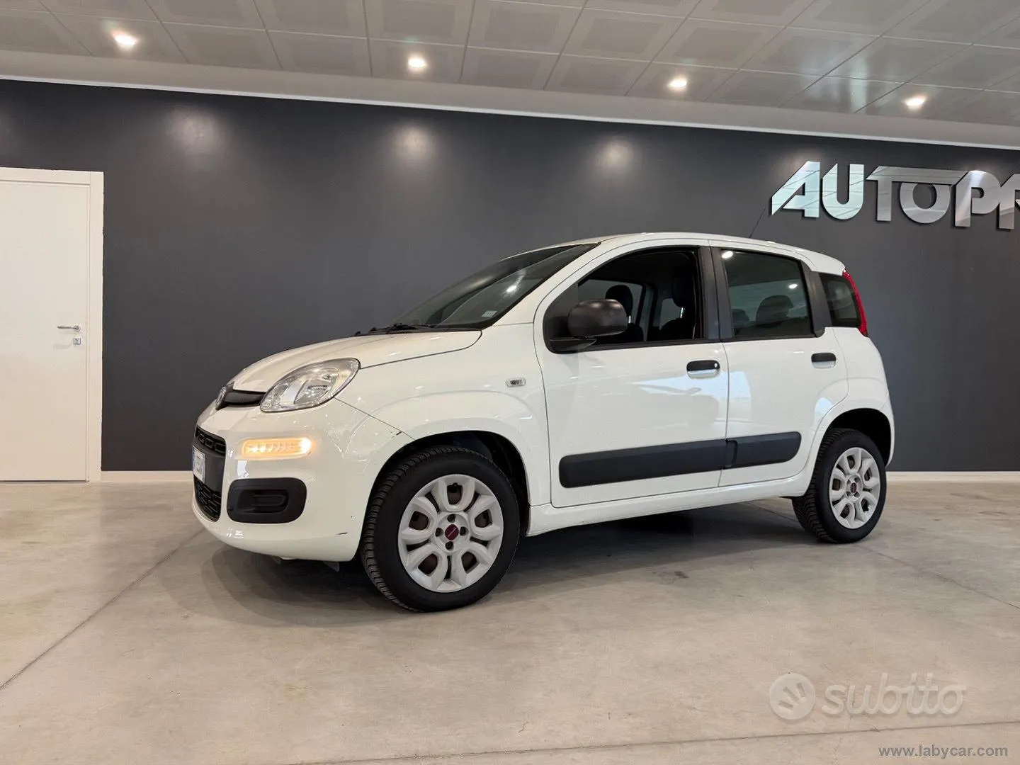 Fiat Panda 2015 photo 2