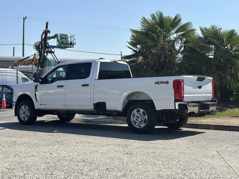 Ford F350 2023 photo 5