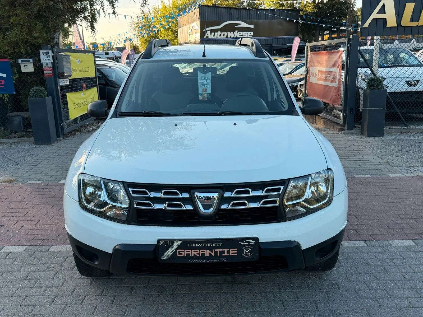 Dacia Duster 2015 photo 2