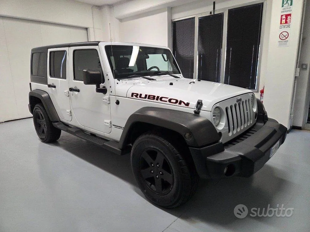 Jeep Wrangler Unlimited 2011 photo 3