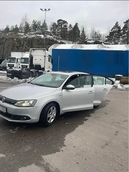Volkswagen Jetta 2013 photo 3