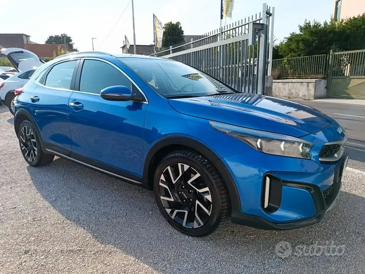 Kia Xceed 2023 photo 2
