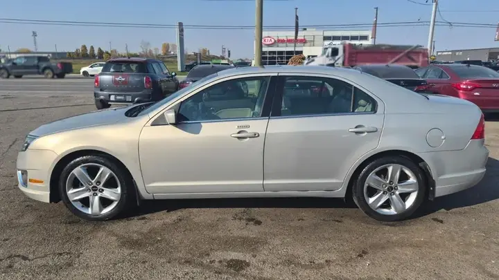 Ford Fusion 2010 photo 2
