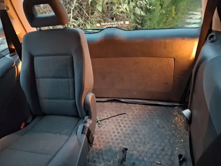 Seat Alhambra 2007 photo 3