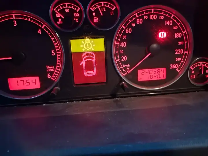 Seat Alhambra 2007 photo 2