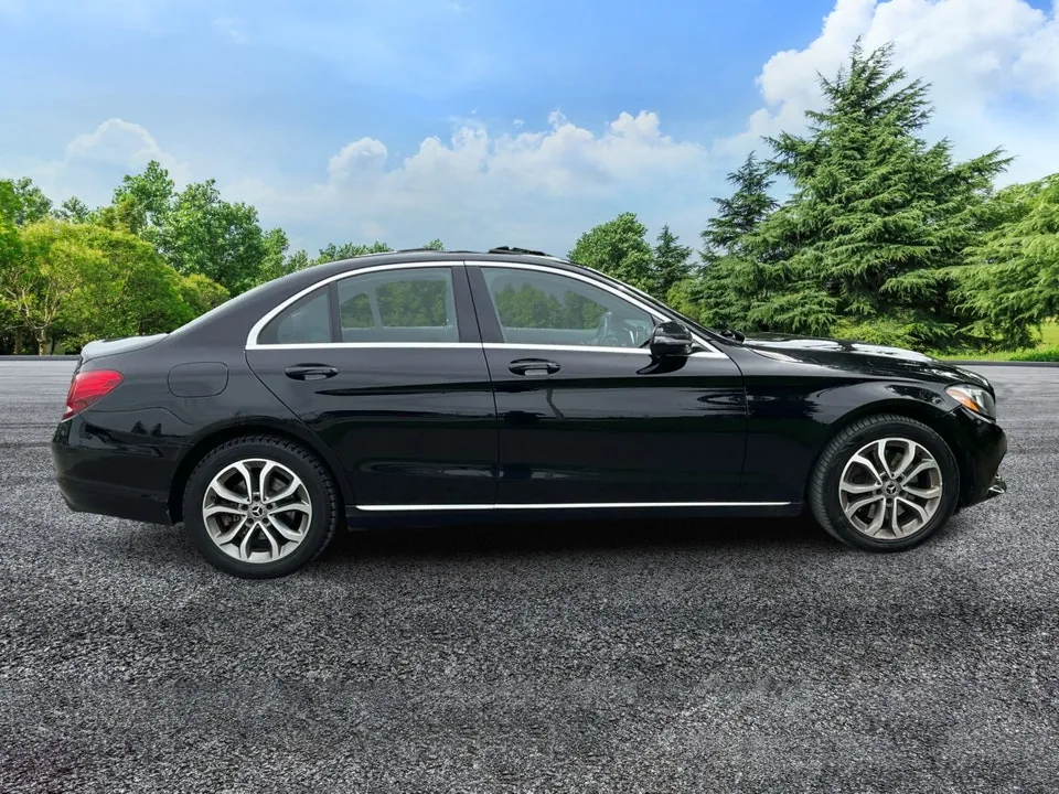 Mercedes-Benz C-Class 2018 photo 2