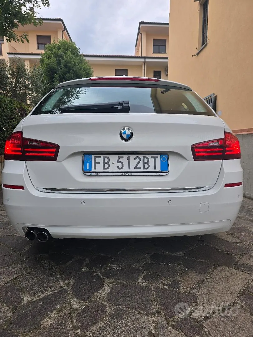 BMW 5 Series 2015 photo 4