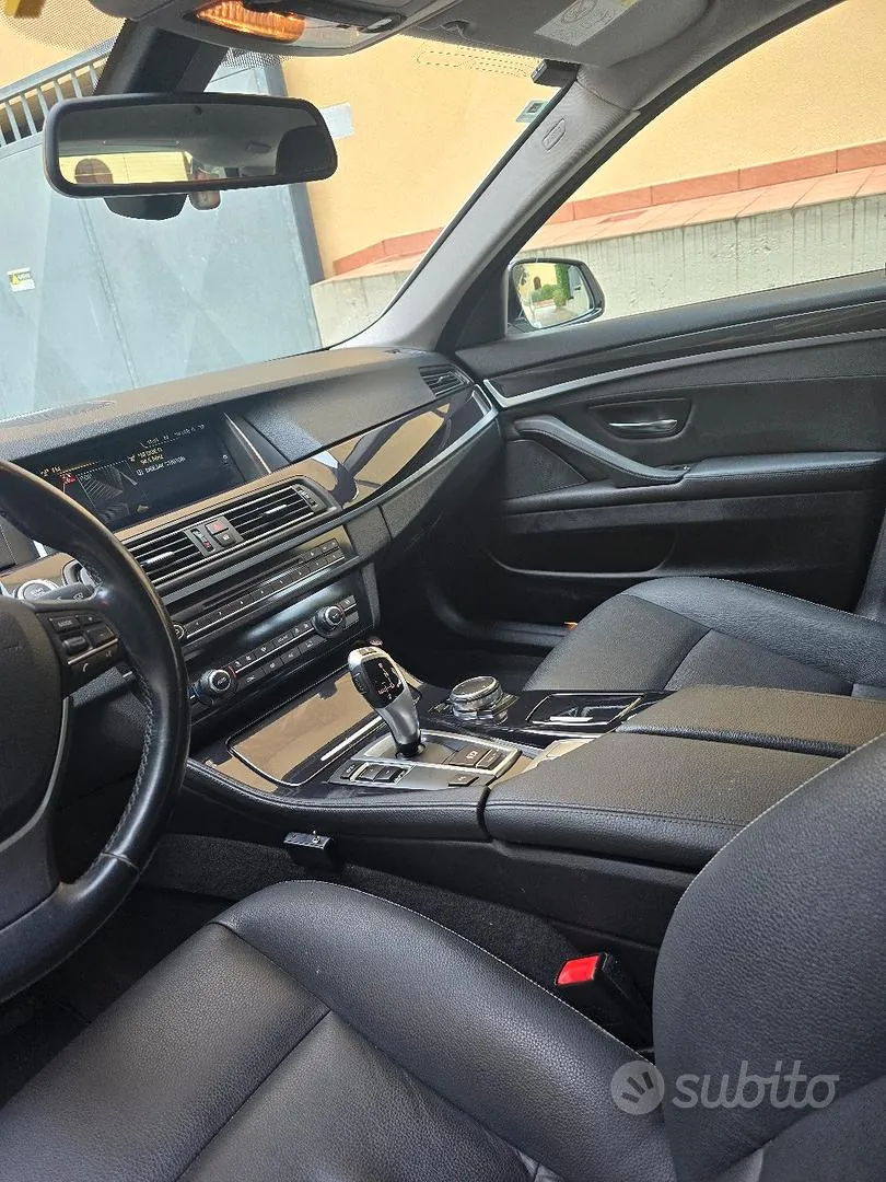 BMW 5 Series 2015 photo 5