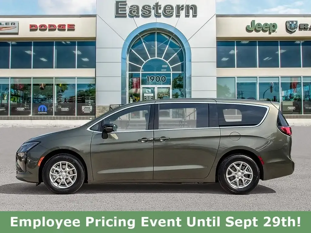 Chrysler Pacifica 2027 photo 2