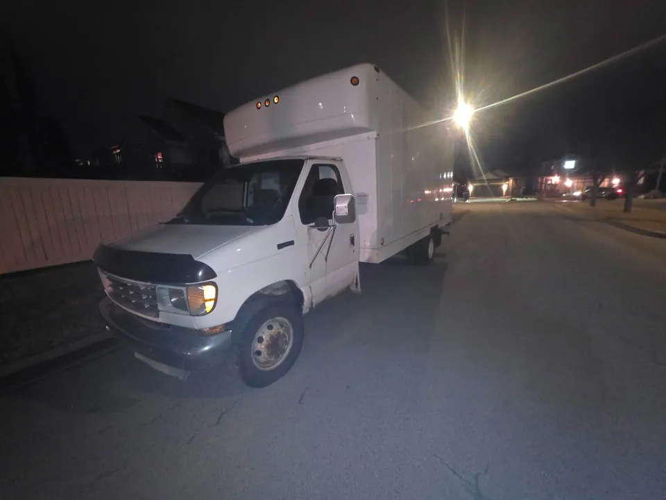 Ford E-350 1994 photo 2