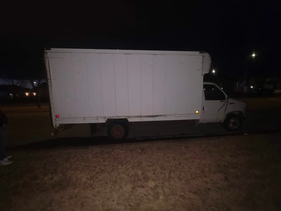 Ford E-350
