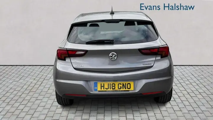 Vauxhall Astra 2018 photo 5