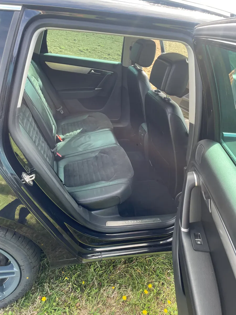 Volkswagen Passat 2013 photo 3
