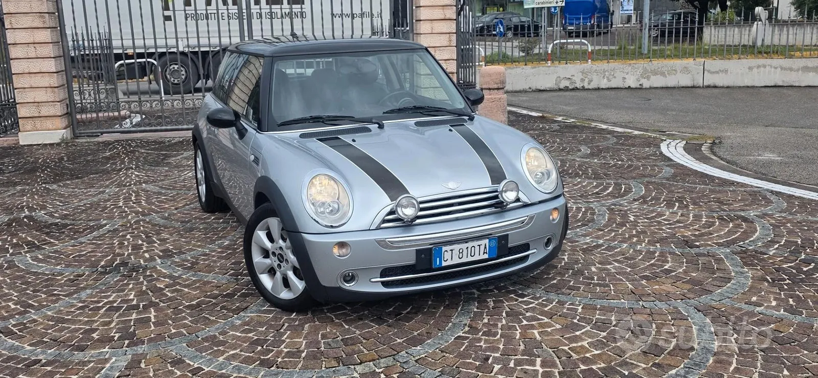 Mini Mini
