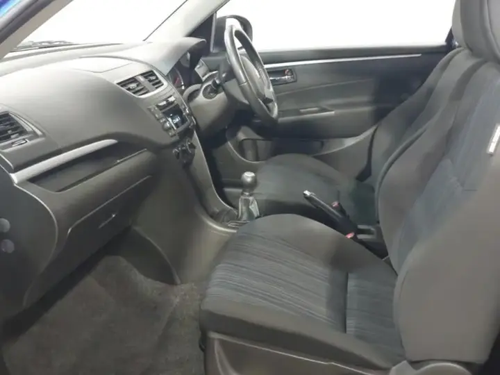 Suzuki Swift 2014 photo 5