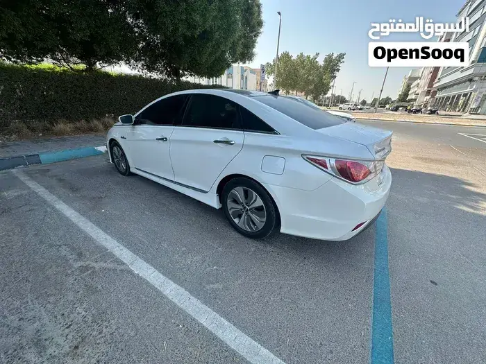 Hyundai Sonata 2014 photo 3
