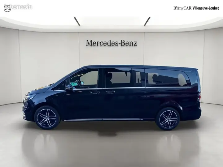 Mercedes-Benz V 2024 photo 2
