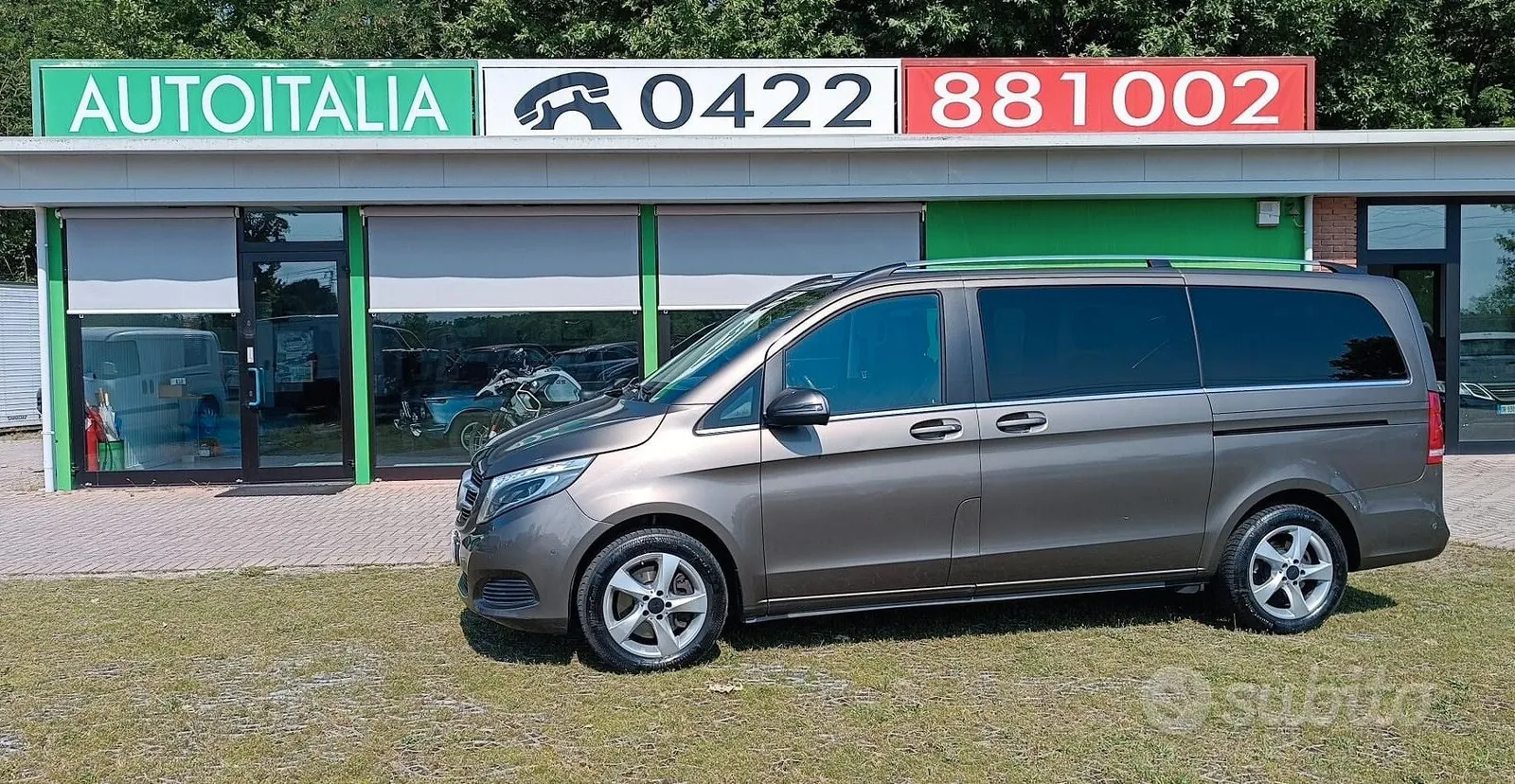 Mercedes-Benz V 250