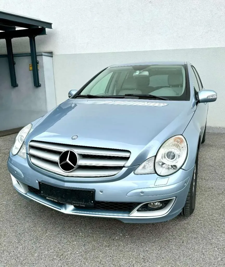 Mercedes-Benz R-Class